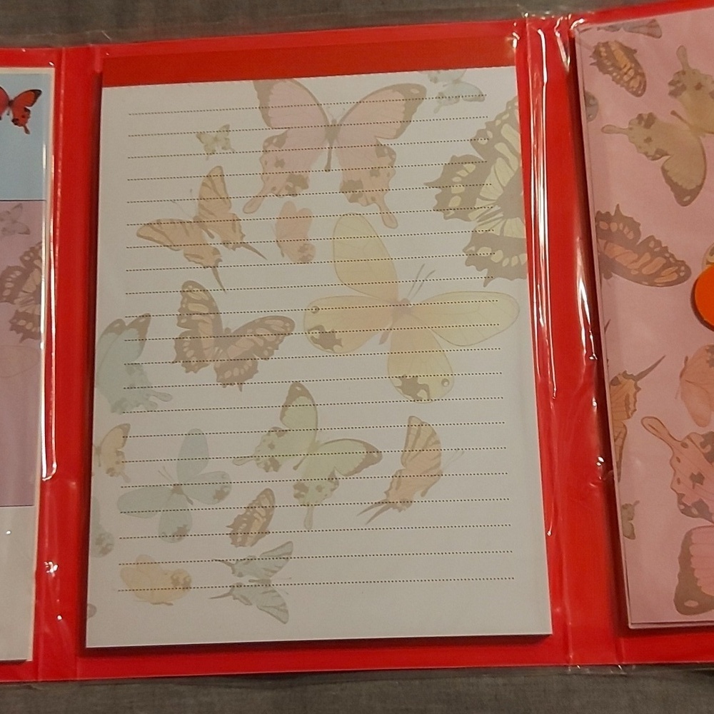 Butterfly Notebook - Picture 4 of 8